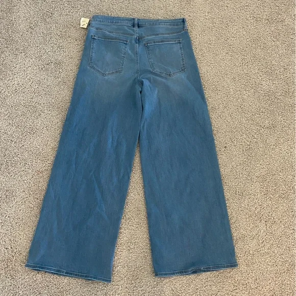 Universal Thread 16R Wide Leg High Rise Stretch Jeans, Light Wash - Picture 8 of 9